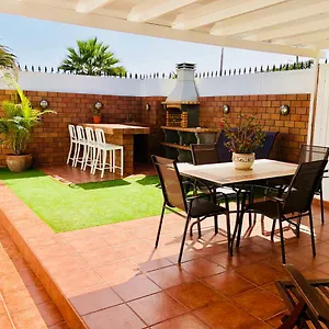 Сasa de vacaciones Casa Miro, Private Terrace, Bbq, Wifi And Air-con, Playa Blanca (Lanzarote)